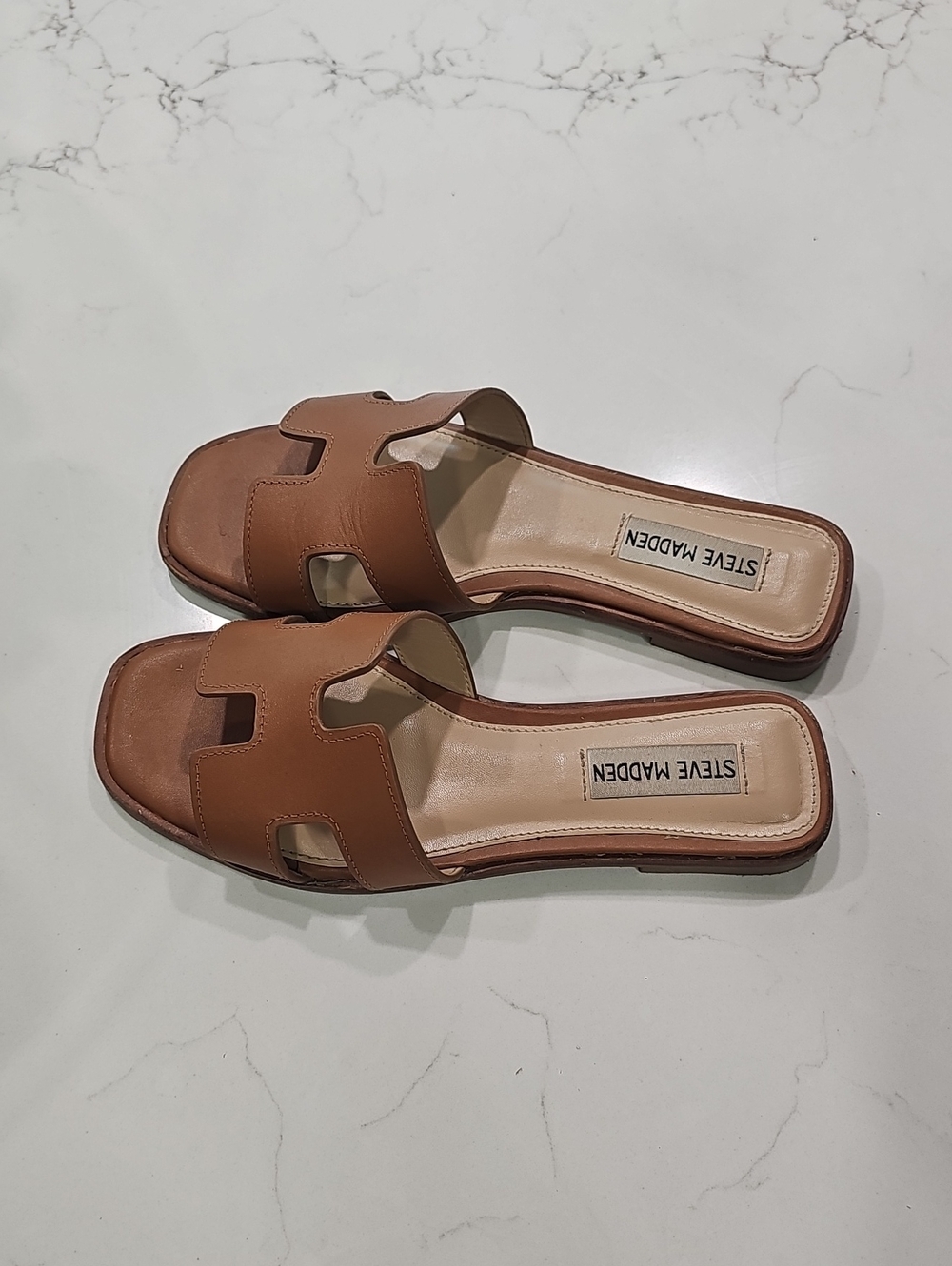 Steve Madden Haydn Cognac Slides, Size 6,